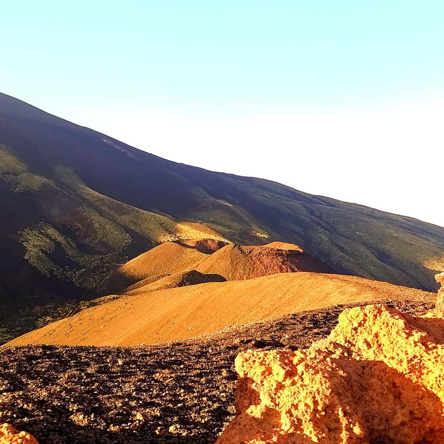 エトナ：ジープでのエクスカーションとトレッキングは、どなたでもご