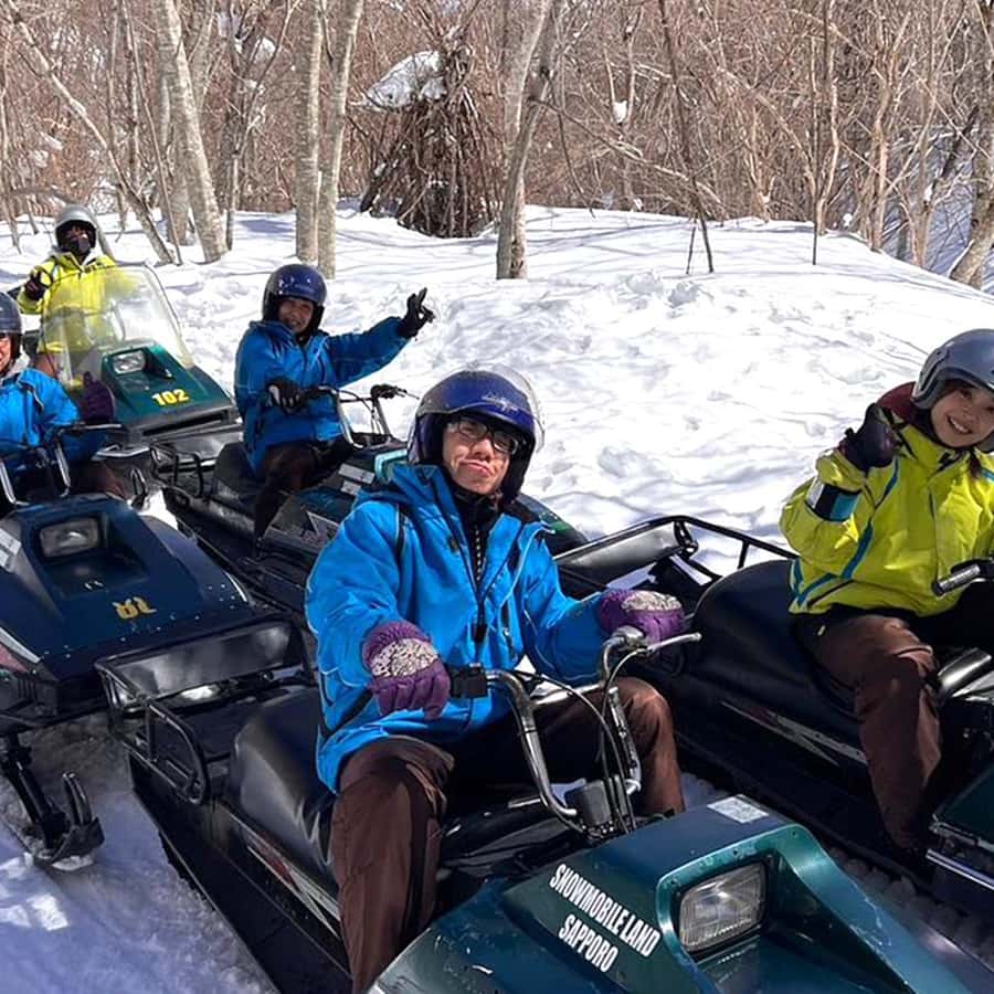 Hokkaido Seasonal: Lake Toya & Noboribetsu Jigokudani Valley