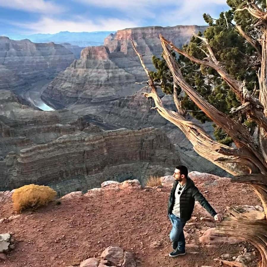 Las Vegas: tour por el borde oeste del Gran Cañón con Skywalk opcional |  GetYourGuide, image size:900x900