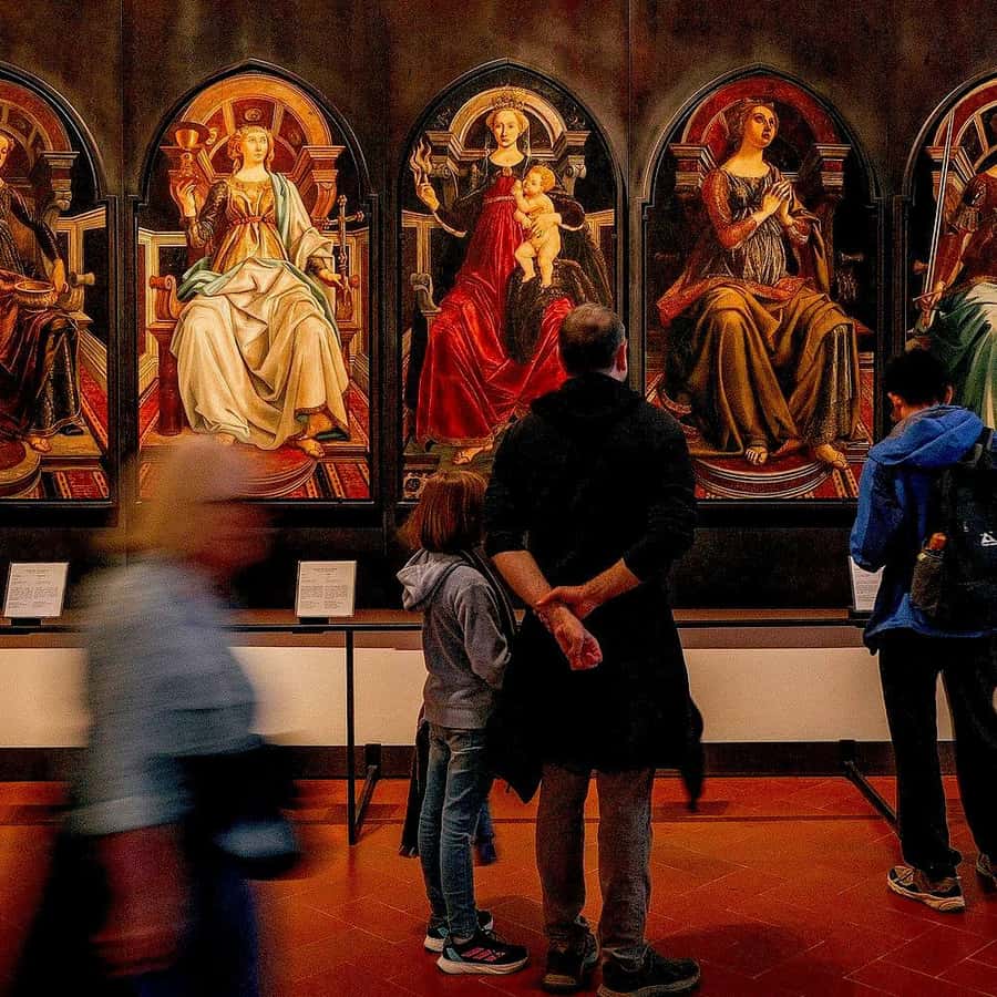 フィレンツェ：ウフィツィ美術館少人数ガイド付きツアー | GetYourGuide