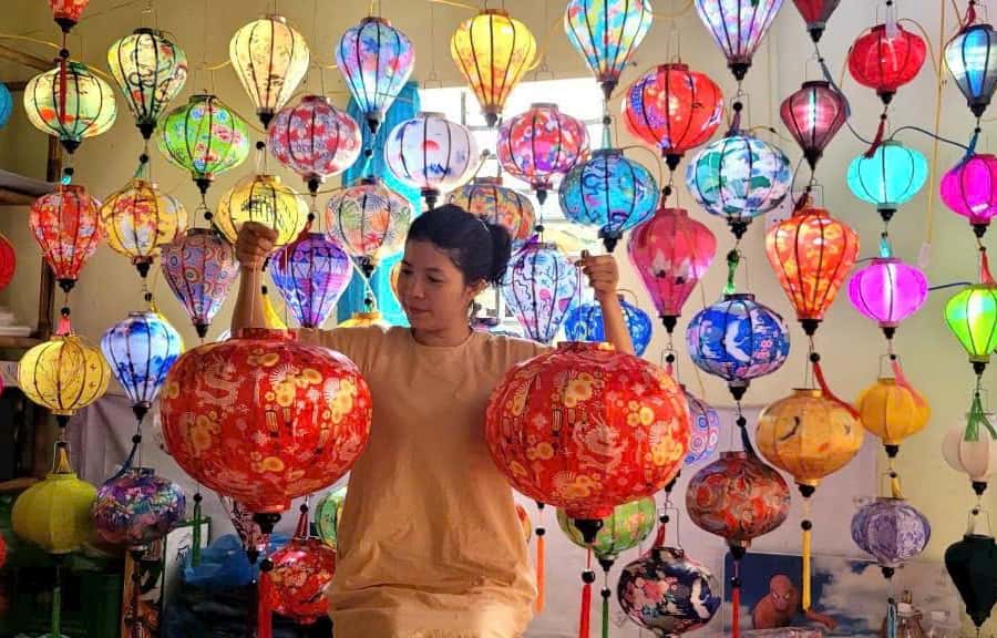 ホイアン伝統的なランタン作り教室 | GetYourGuide