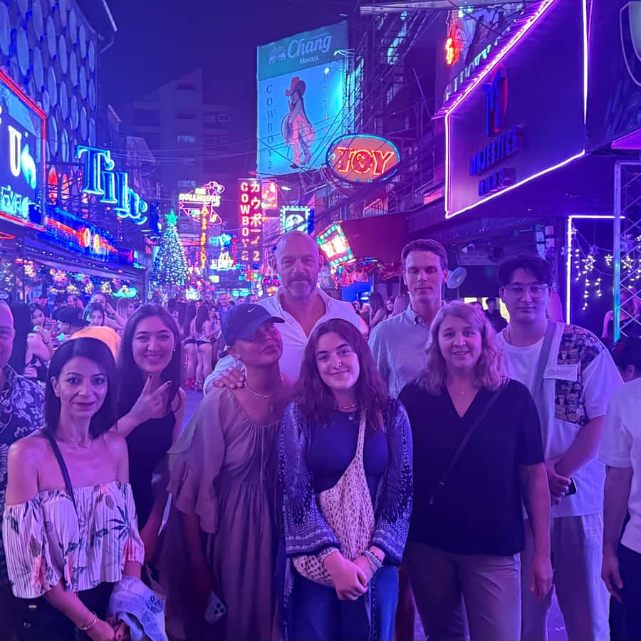 バンコクのナイトクラブ：屋上、ソイカウボーイ、バー、クラブ、ナナ