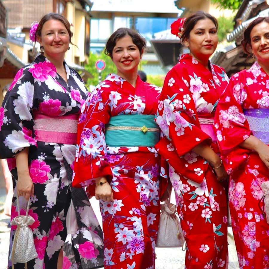 8b31c3f422a987c01f415d41b0188f