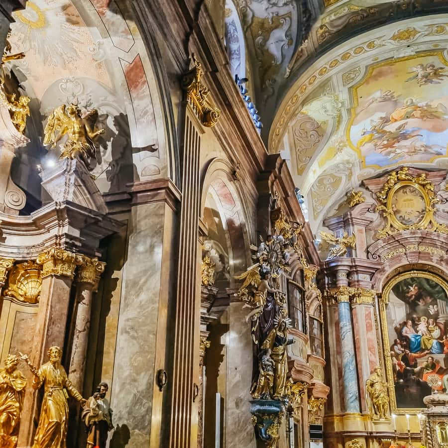 ウィーン：聖アンナ教会（アンナキルヒェ）でのクラシックコンサート