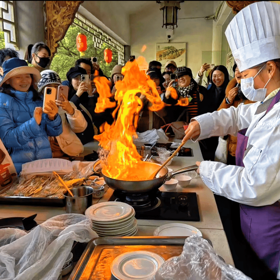 Restaurant Logos: The 20 Coolest Restaurant Logos (2025), image size:900x900