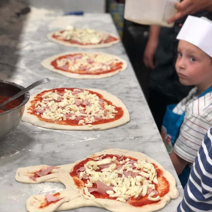 Rome: Pizza \u0026 Tiramisu Making Class | GetYourGuide, image size:900x900