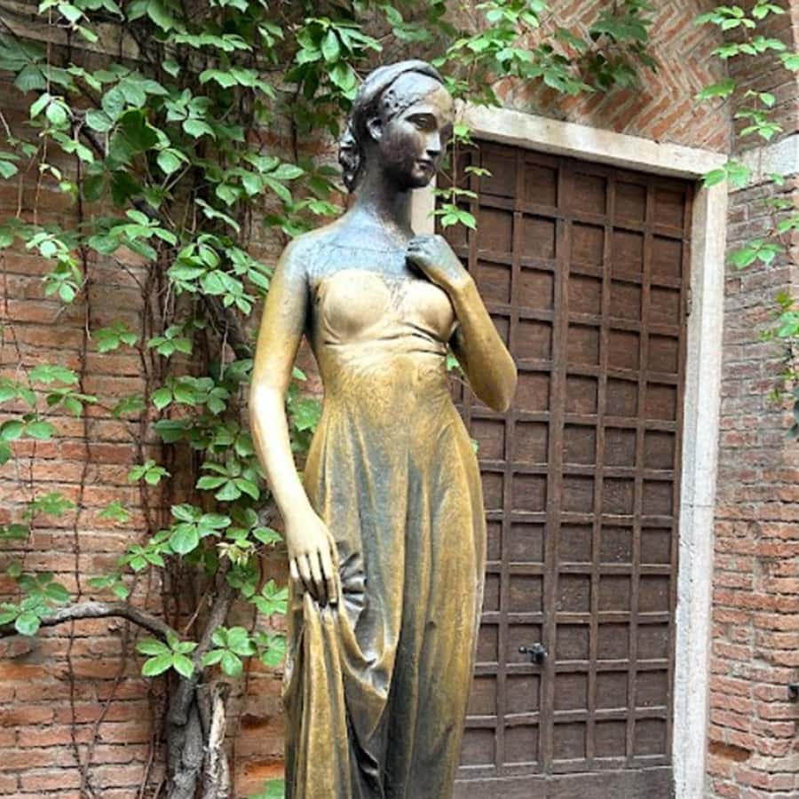 ヴェローナ：ジュリエットの家 優先入場券と音声ガイド | GetYourGuide