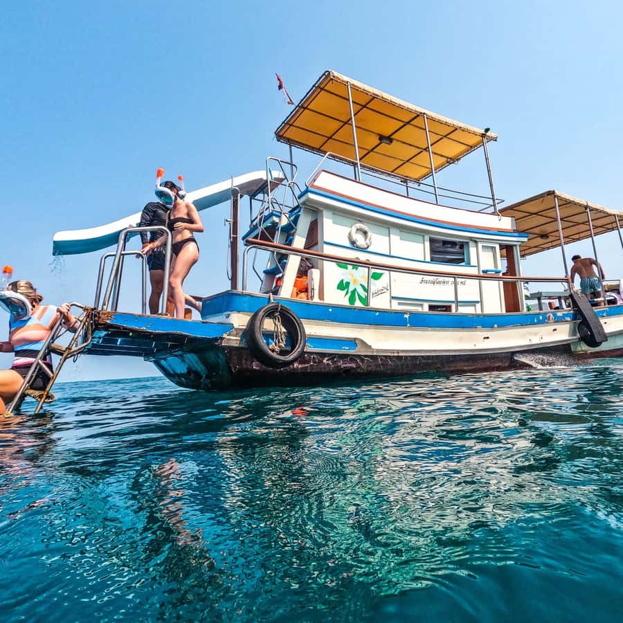 タオ島：オキシジェン社によるナンユアン湾へのプレミアム