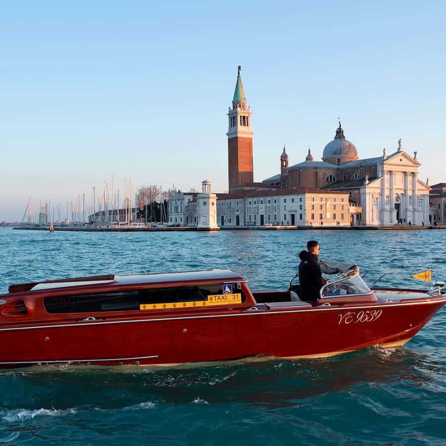 ヴェネツィア：ムラーノ島 ウルトラVIPガラス工房見学（プライベート