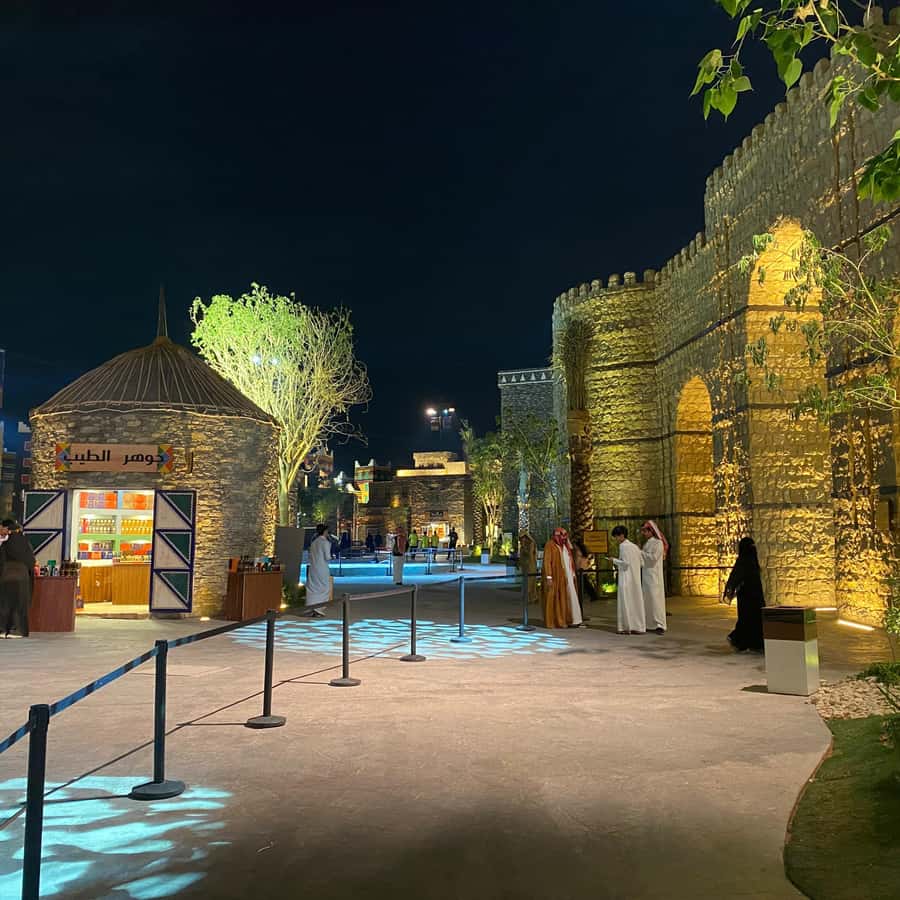 ブールバード・ワールド、ブールバード・リヤド・プライベートツアー＋