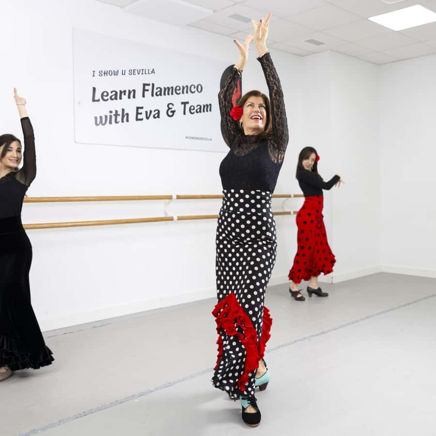 セビリアフラメンコ舞踊クラス（オプション衣装付 | GetYourGuide