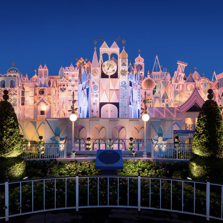 Hong Kong Disneyland: Disney Premier Access | GetYourGuide