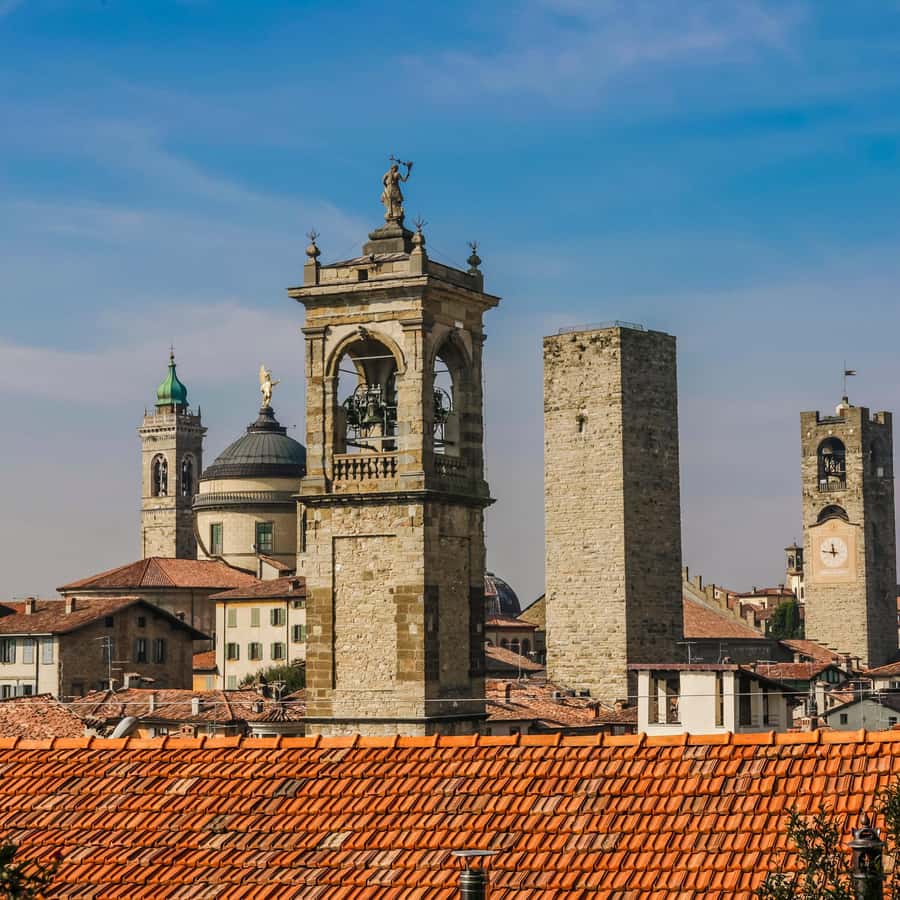 Bérgamo: el mejor tour a pie de 2 horas con un guía local | GetYourGuide, image size:900x900