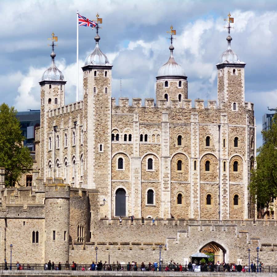 伦敦：伦敦塔导游带皇冠珠宝选项| GetYourGuide