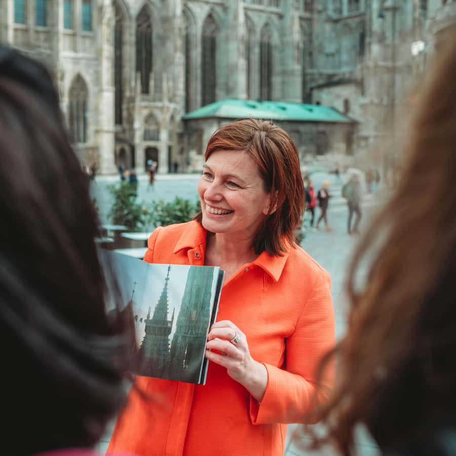 维也纳：小团徒步导览游，带你探索城市亮点| GetYourGuide