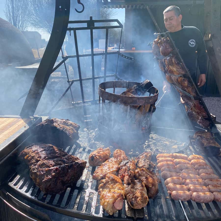 Asado Argentino og vingårdopplevelse | GetYourGuide, image size:900x900