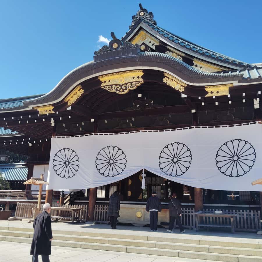 東京靖国神社・遊就館ガイドツアー | GetYourGuide