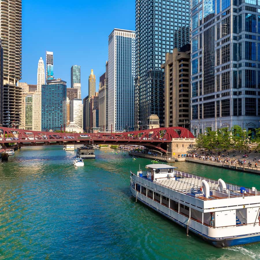 芝加哥高端驾驶游与河船巡游| GetYourGuide