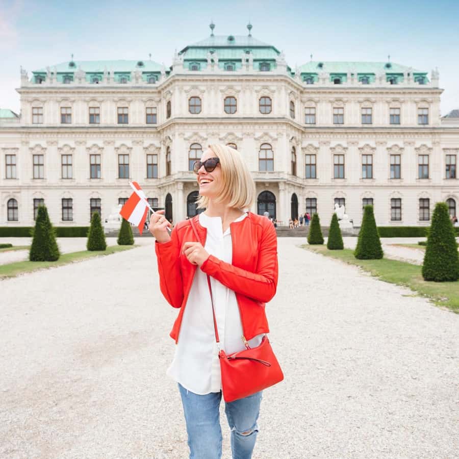 ウィーン・ベルヴェデーレ宮殿 優先入場ツアー & 公式ガイド