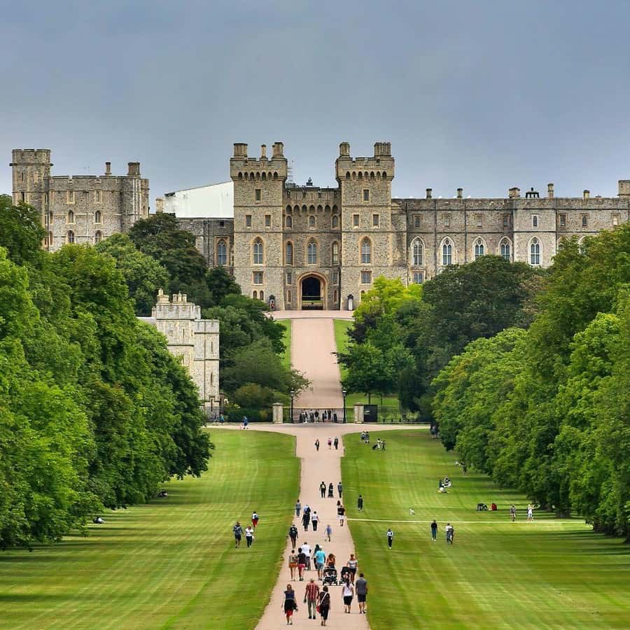 ロンドン：ウィンザー城＆ロンドン塔ツアー（チケット付き