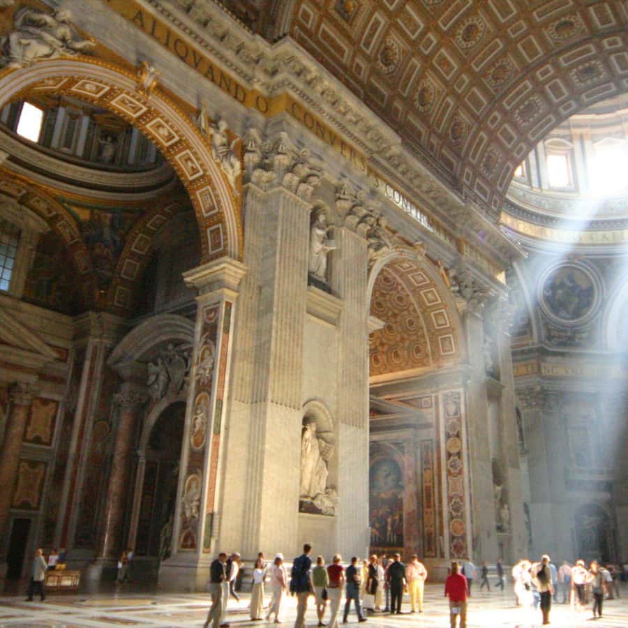 ジュビリー2025サンピエトロと聖なる扉への予約入場 | GetYourGuide