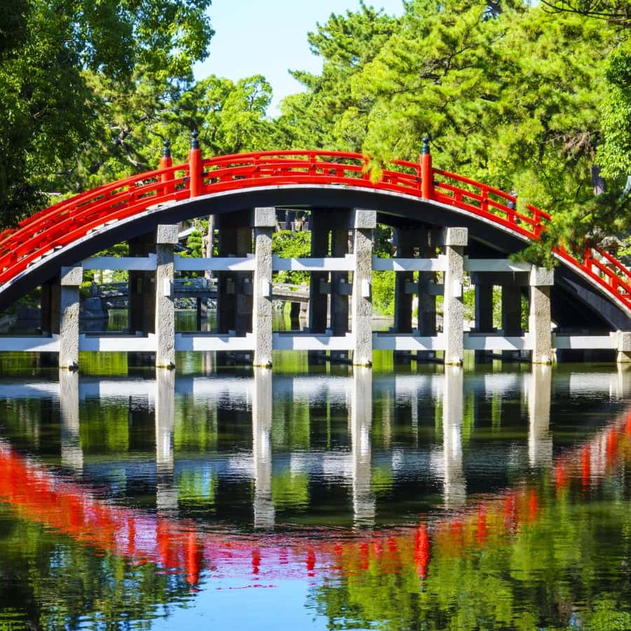 Osaka: Sumiyoshi, Osaka's Most Iconic Shrine - Private Tour