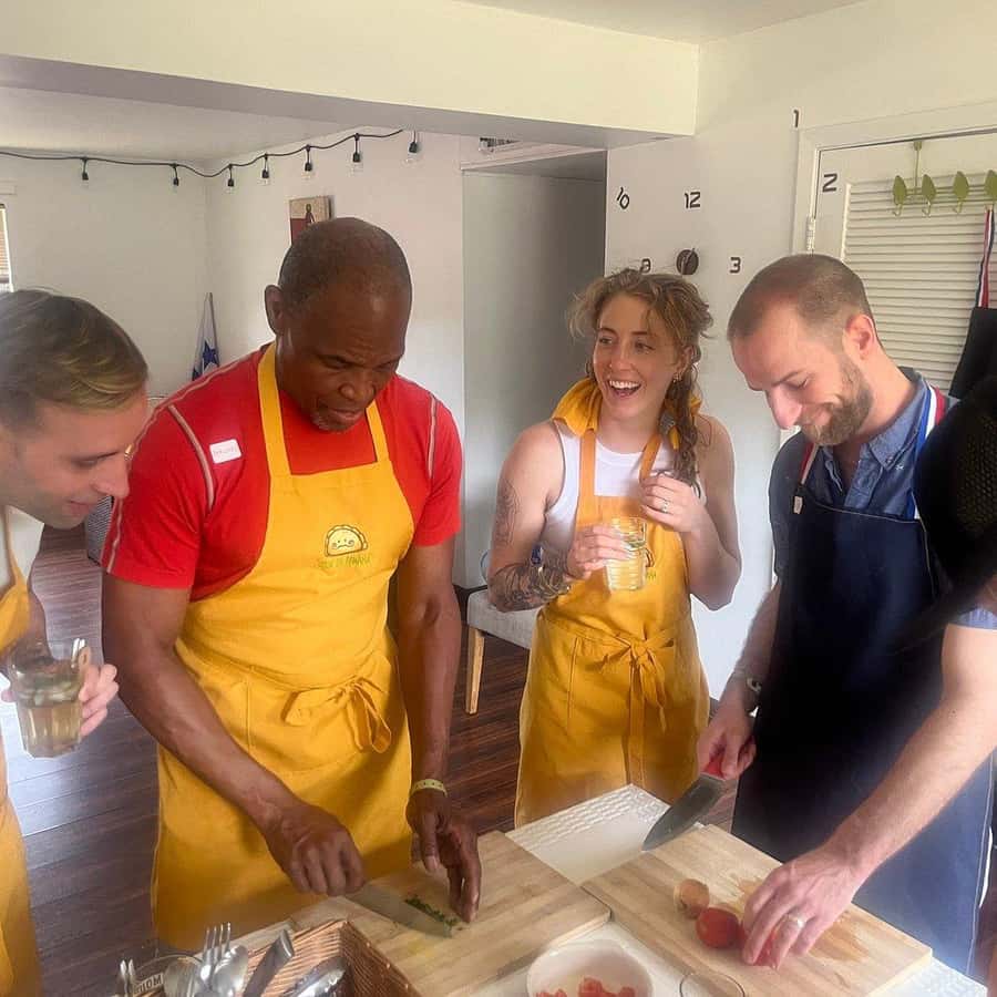 Panama : cours de cuisine panaméenne avec 10 recettes et alcool + dîner, image size:900x900