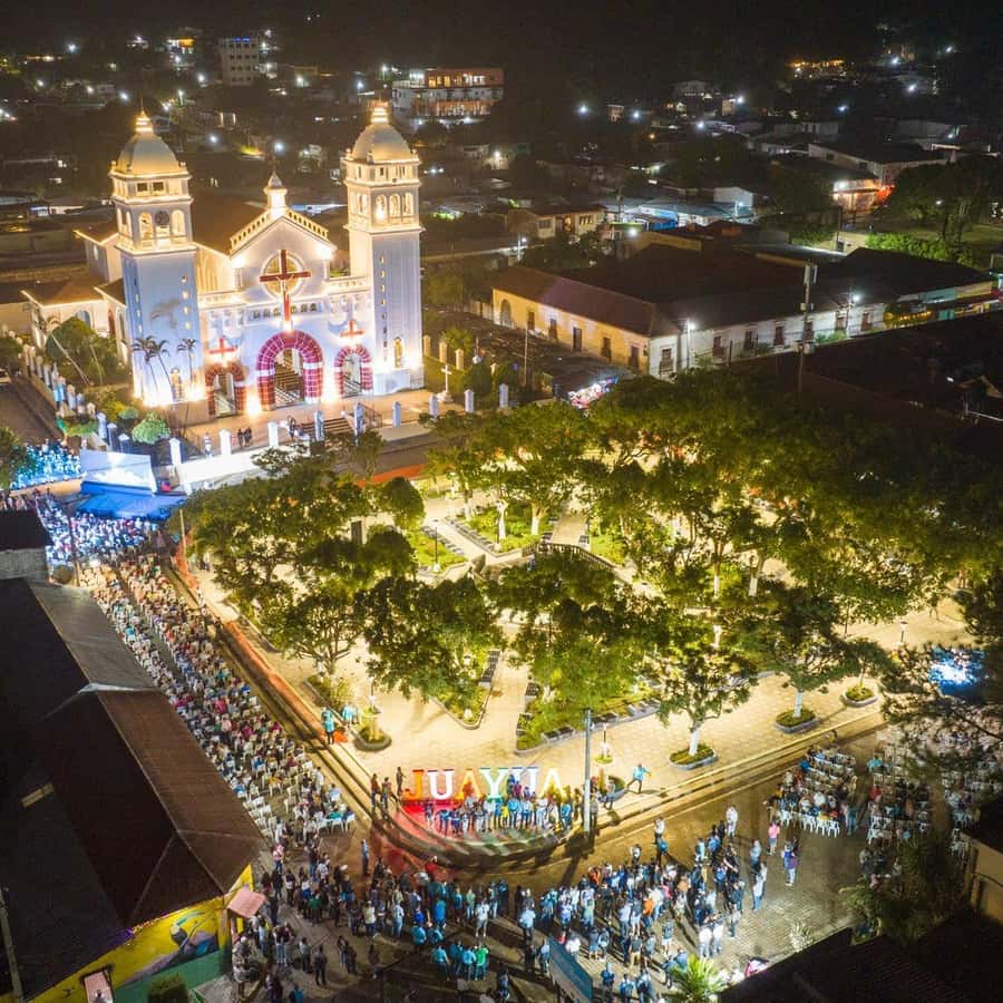 ccbc355802600e9bb2d86c6e9d8430