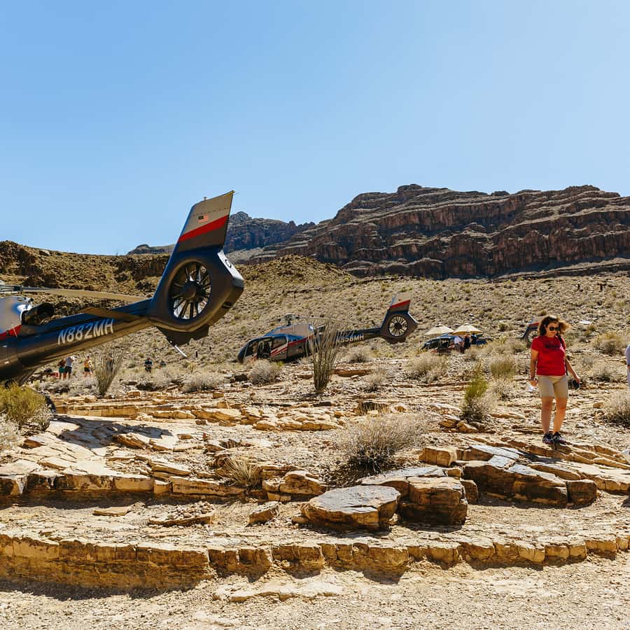 Romantic Zion Helicopter Tour for Valentines Day Adventure, image size:900x900