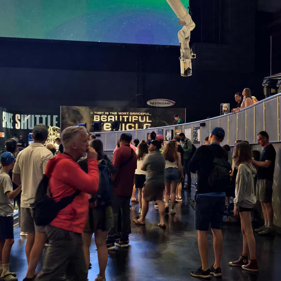 Puzzle 3d Londres Revell 3D Puzzle - Raketoplán Discovery (RVL00251) |  Astra Maqueta Torre Eiffel, image size:900x900