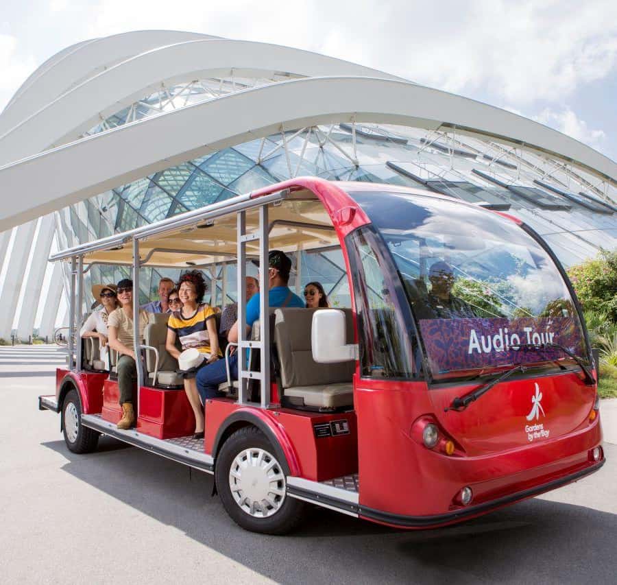 シンガポール：ガーデンズ バイ ザ ベイでの屋外オーディオ ツアー