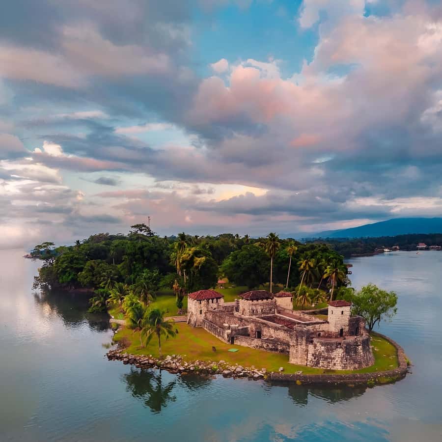 From Guatemala El Castillo de San Felipe in one day. | GetYourGuide, image size:900x900