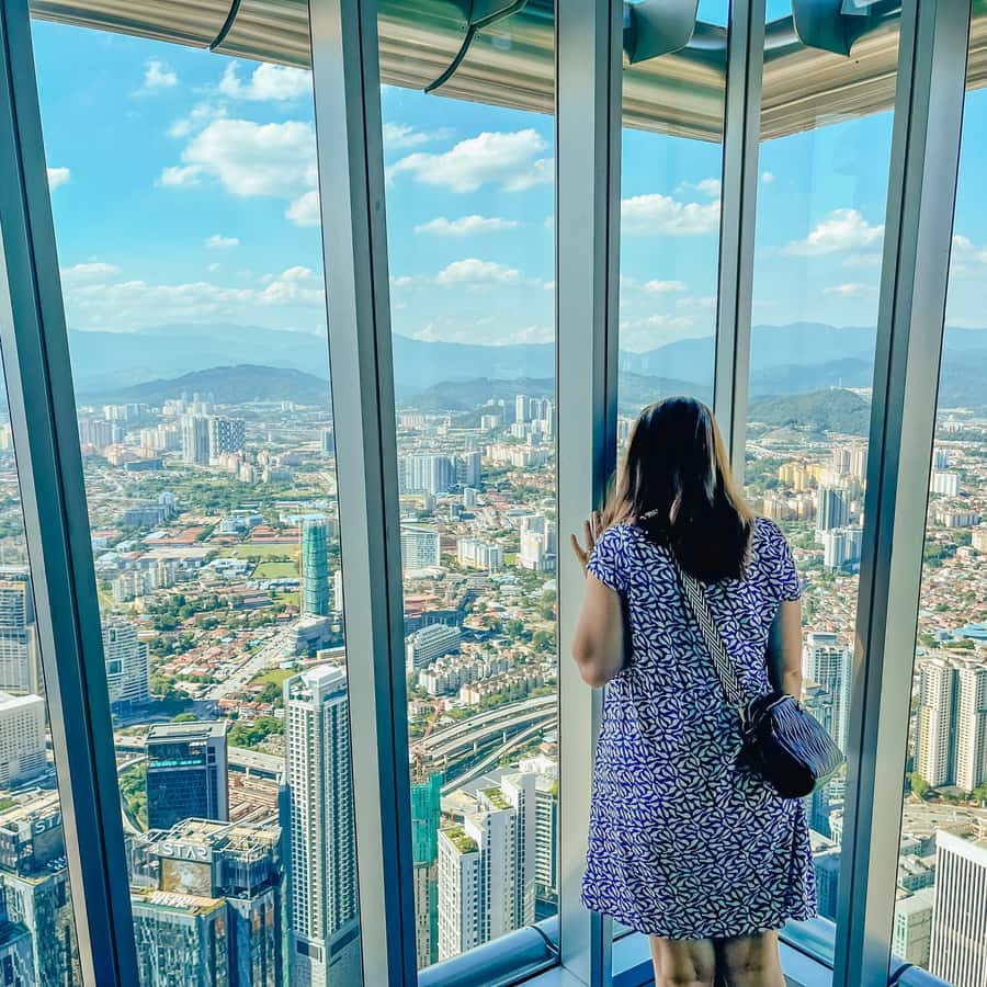 Twin towers burning hi-res stock photography and images - Alamy, image size:900x900