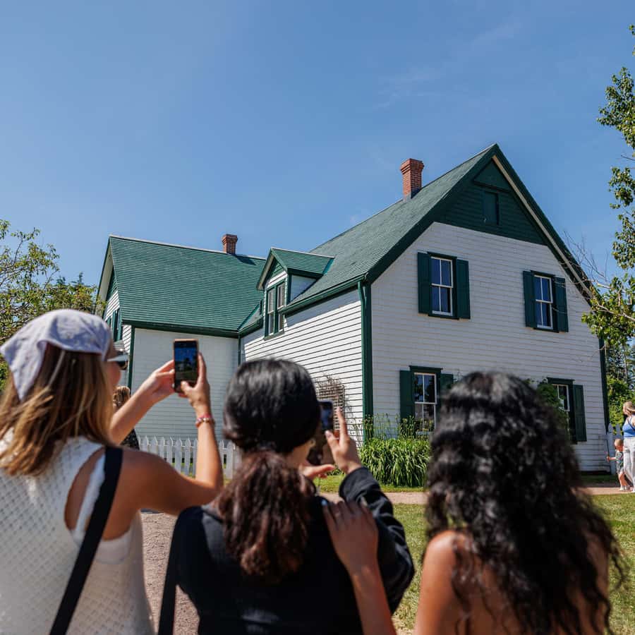 프린스 에드워드 아일랜드: 앤 오브 그린 게이블즈 가이드 투어 | GetYourGuide, image size:900x900