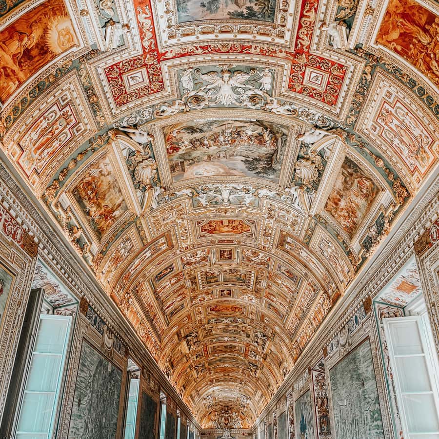 バチカン美術館＆システィーナ礼拝堂 バシリカ オプション | GetYourGuide