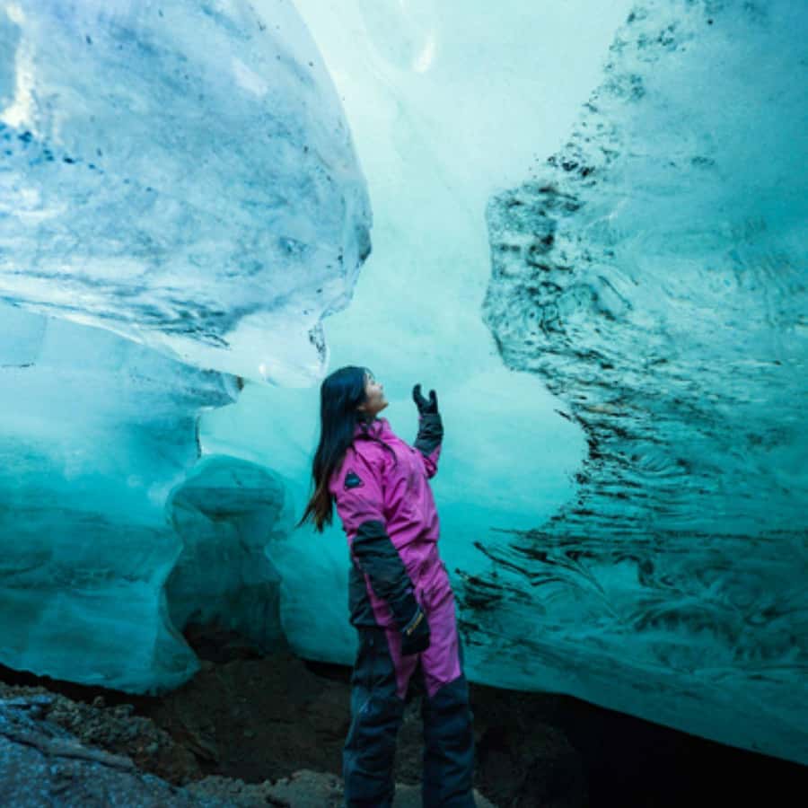 A Frankenstein hedonista de Emma Stone contra a caretice hollywoodiana, image size:900x900