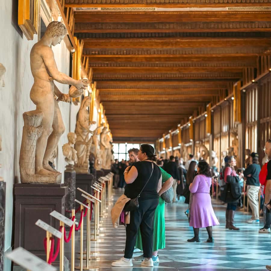 フィレンツェ：ウフィツィ美術館 優先入場チケット+オーディオガイド