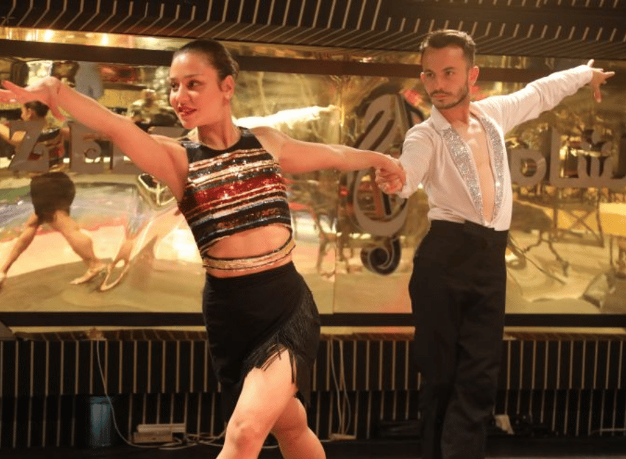 イスタンブール：大晦日ボスポラス海峡クルーズディナー＆パーティー