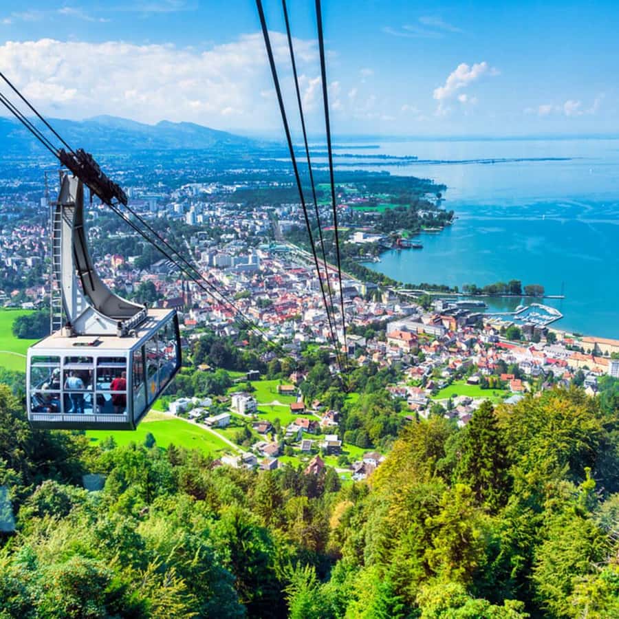 チューリッヒリヒテンシュタイン、オーストリア、ドイツ プライベート日帰りツアー | GetYourGuide