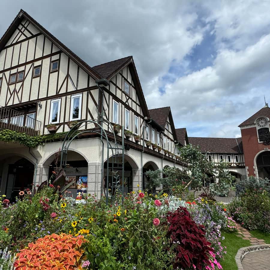 Kobe: explora cada pedacinho do Jardim de Ervas de Nunobiki em 90 minutos |  GetYourGuide, image size:900x900