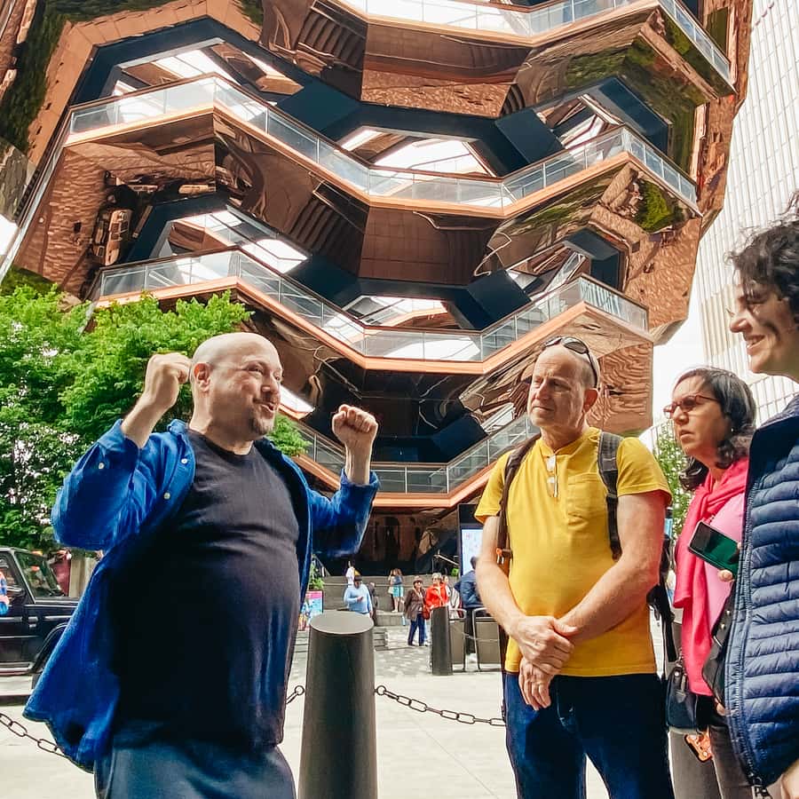 ニューヨーク：地元ガイドと30以上のニューヨークの名所を巡るウォーキングツアー | GetYourGuide