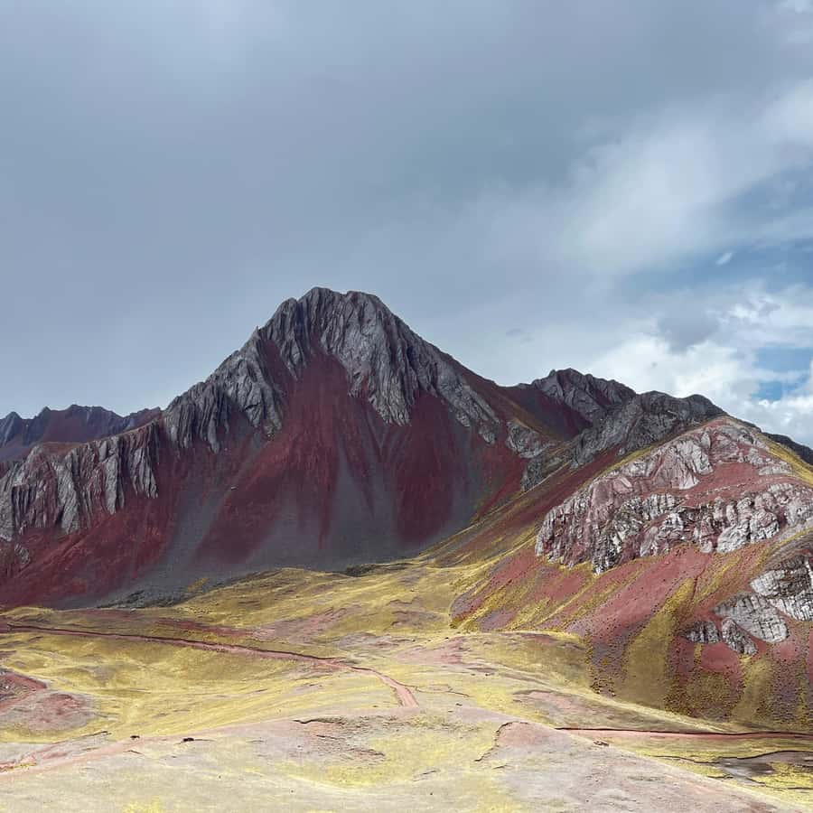 パライ・パンチュ・レインボー・マウンテン | GetYourGuide