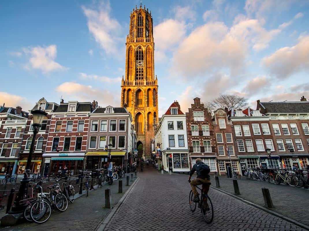 Domtoren Utrecht buitenaanzicht