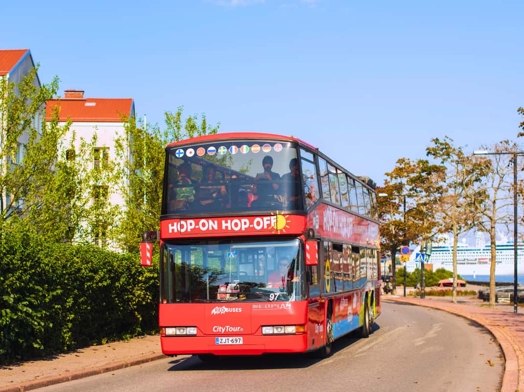 Helsinki kathedraal bustour