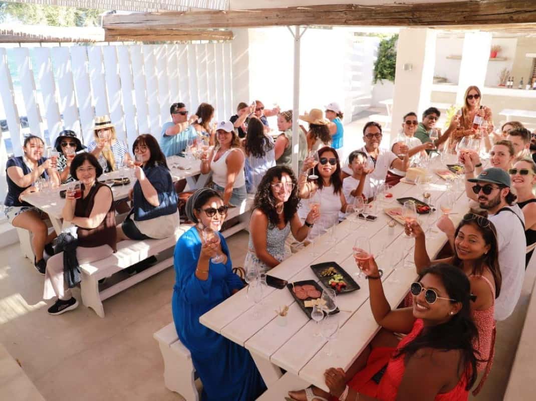 Oia dorpje Santorini bij zonsondergang