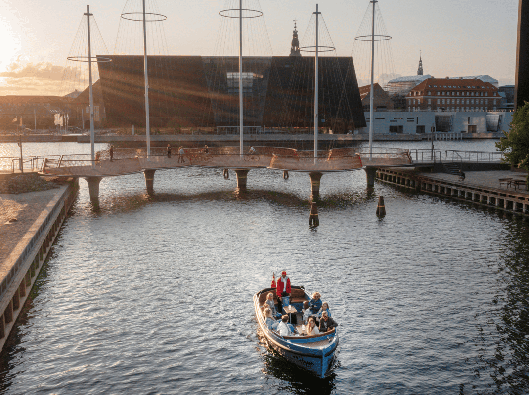 Nyhavn vanaf het water gezien