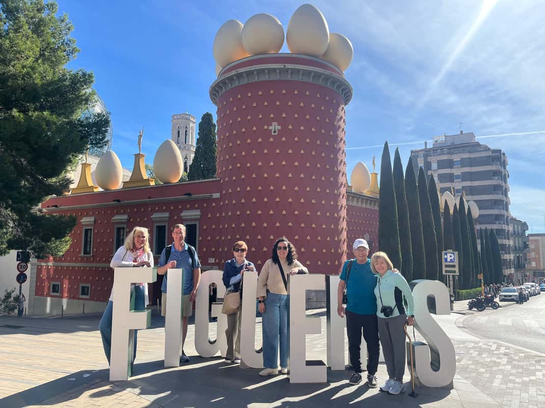 Dagtrip naar Girona en Figueres met bezoek aan Dalí museum