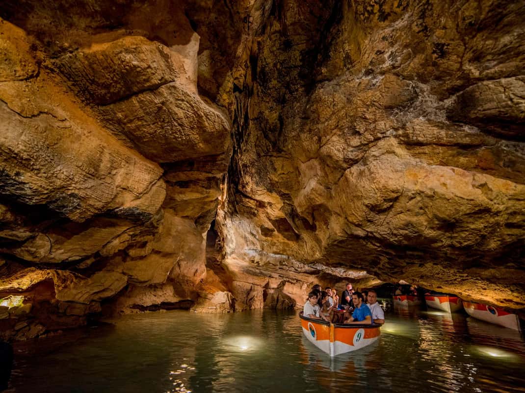 Boottocht in de grotten van San José vanuit Valencia