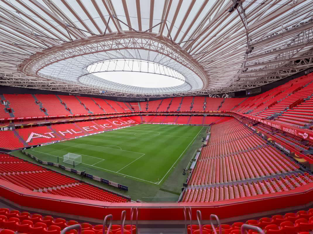 Binnenkant van het San Mamés stadion in Bilbao