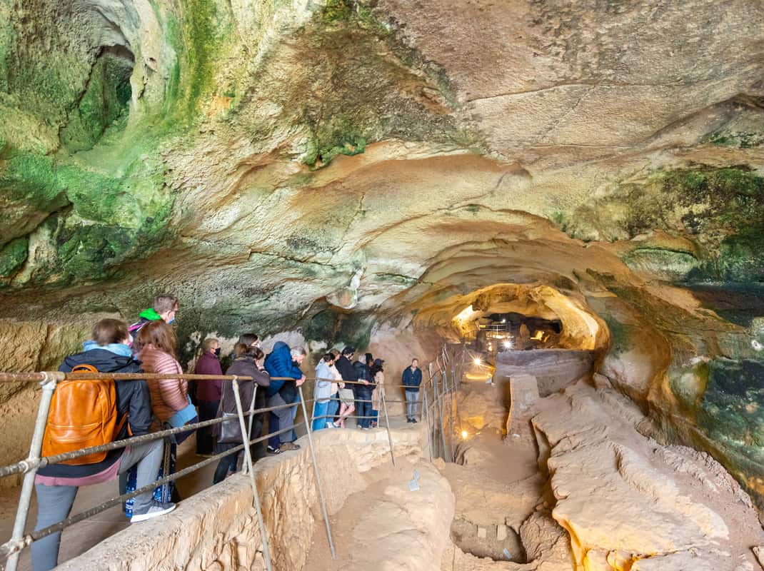 Ghar Dalam grot Malta